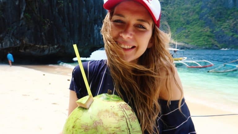 Digital nomad at the beach