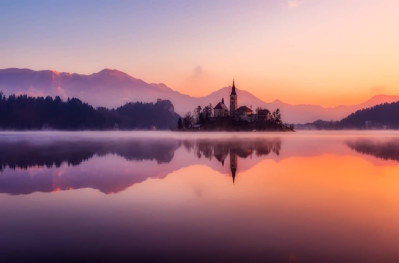 Slovenia Travel Blogs 4 Lake Bled in Slovenia at sunset