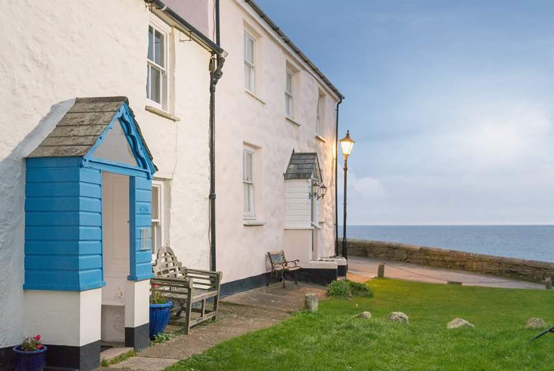 4 Days In Cornwall: A Long Weekend In Cornwall Guide For Eco-Conscious Travellers 4 classic cottages captains