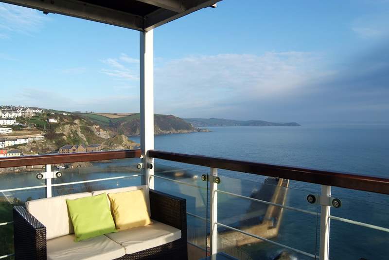 4 Days In Cornwall: A Long Weekend In Cornwall Guide For Eco-Conscious Travellers 3 classic cottages harbour