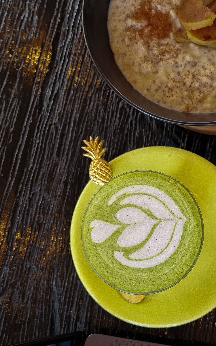Vegan Canggu: A tried-and-tested guide to vegan cafes & restaurants in Bali's digital nomad hotspot 23 A matcha latte with vegan milk and latte art at Matcha Cafe in Canggu Bali