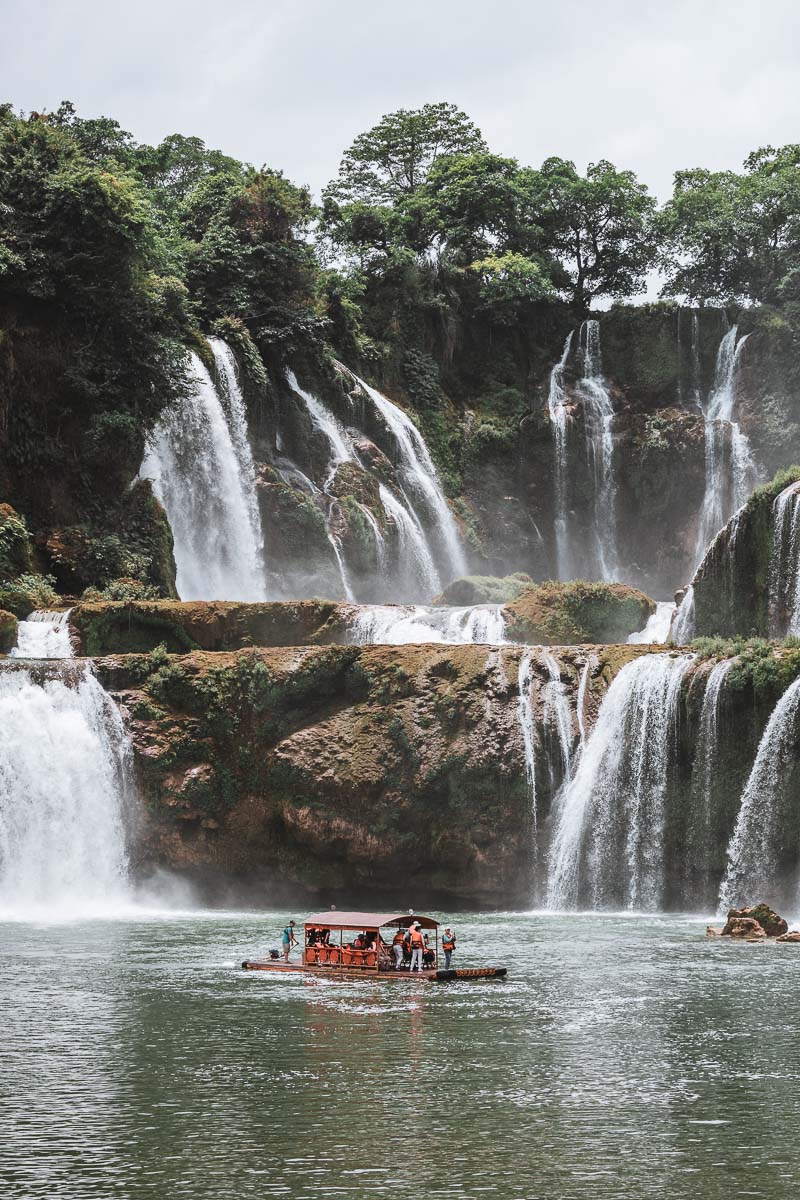 Ban Gioc-Detian Waterfall In China Vietnam